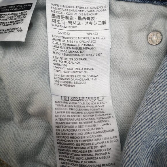 Levi's 559 Men's Size 44/32 Light Wash Zipper & Button Closure Blue Jeans - Picture 7 of 15